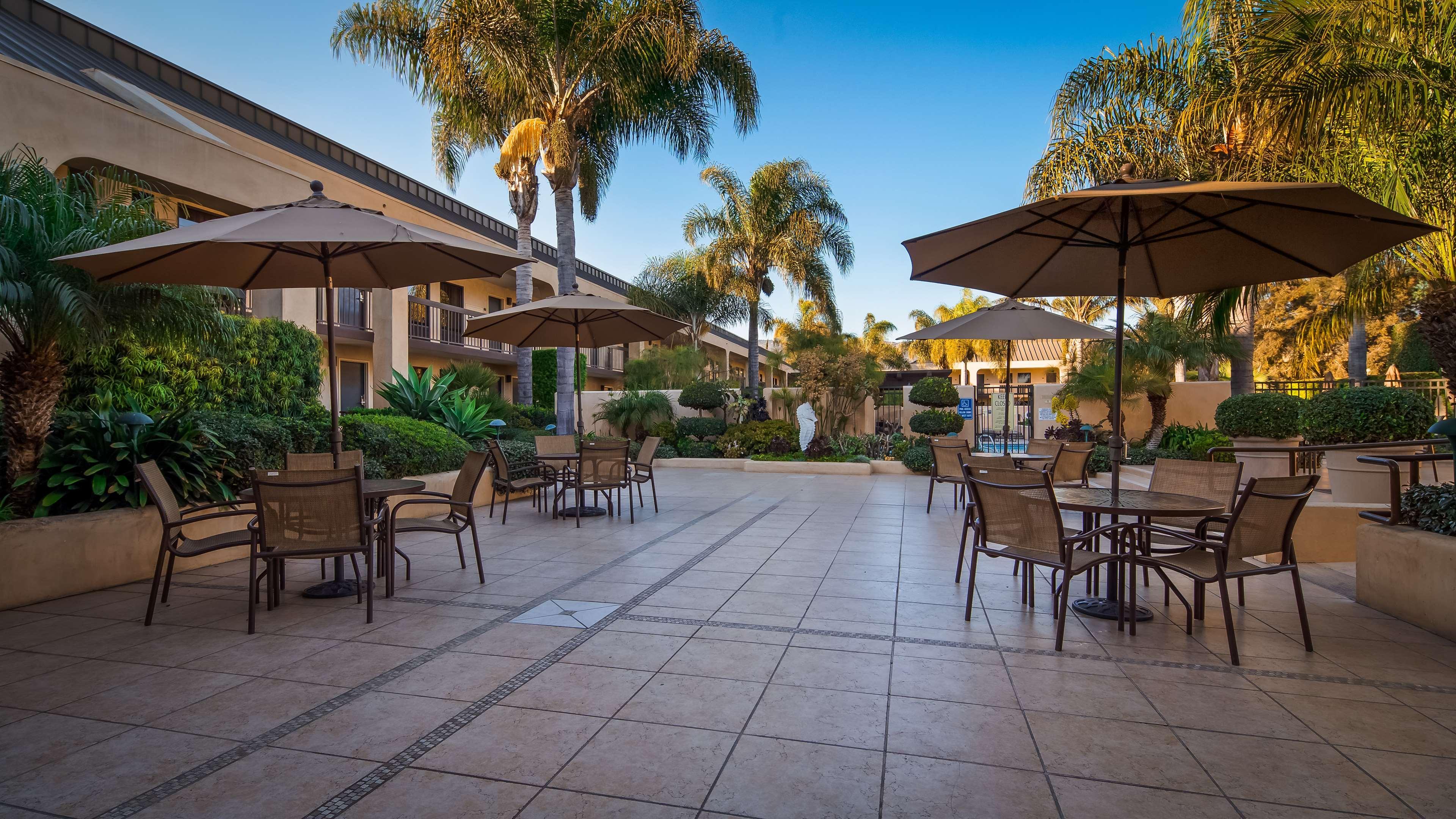 Best Western Plus South Coast Inn Santa Barbara Bagian luar foto