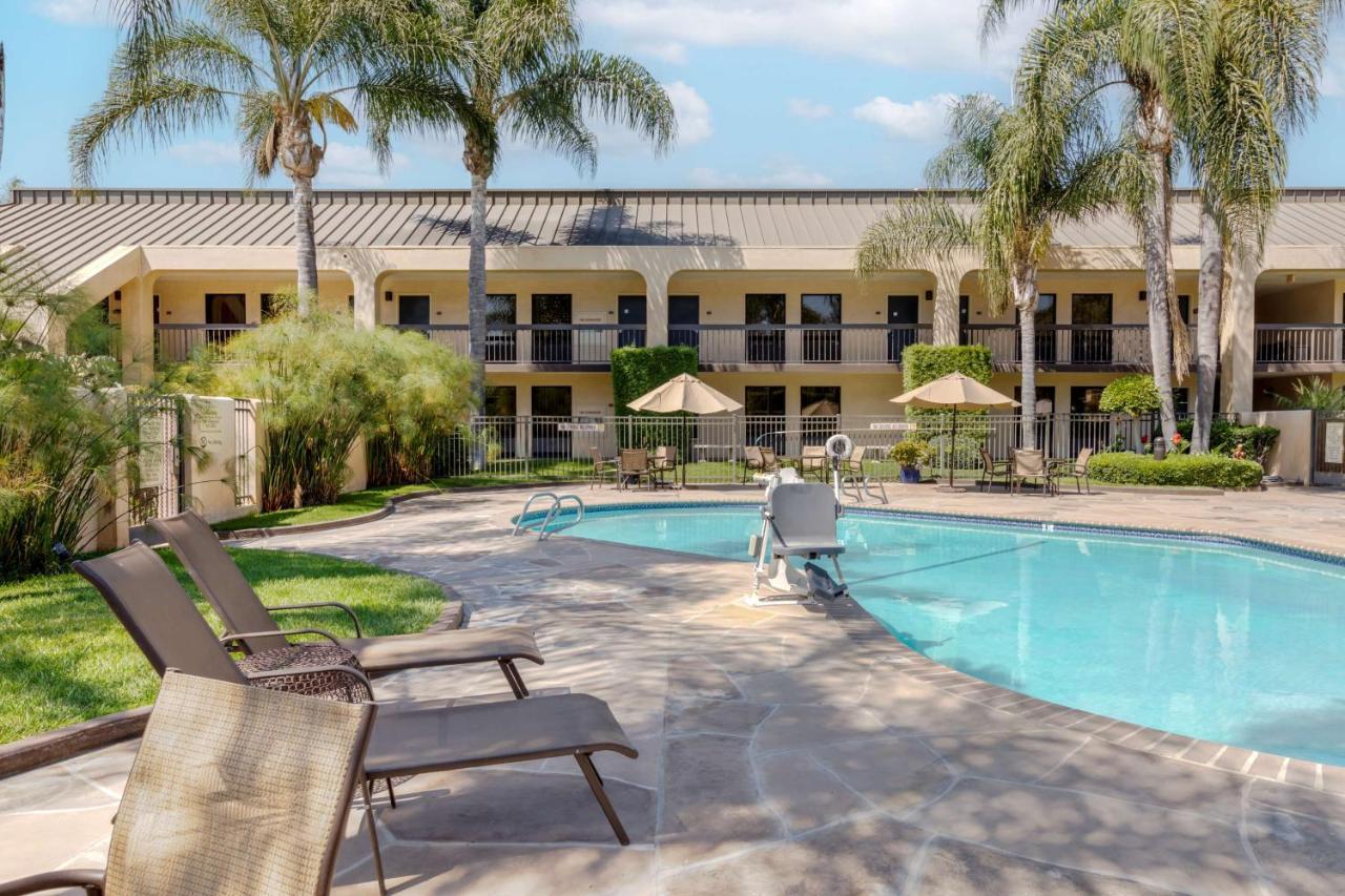Best Western Plus South Coast Inn Goleta Bagian luar foto
