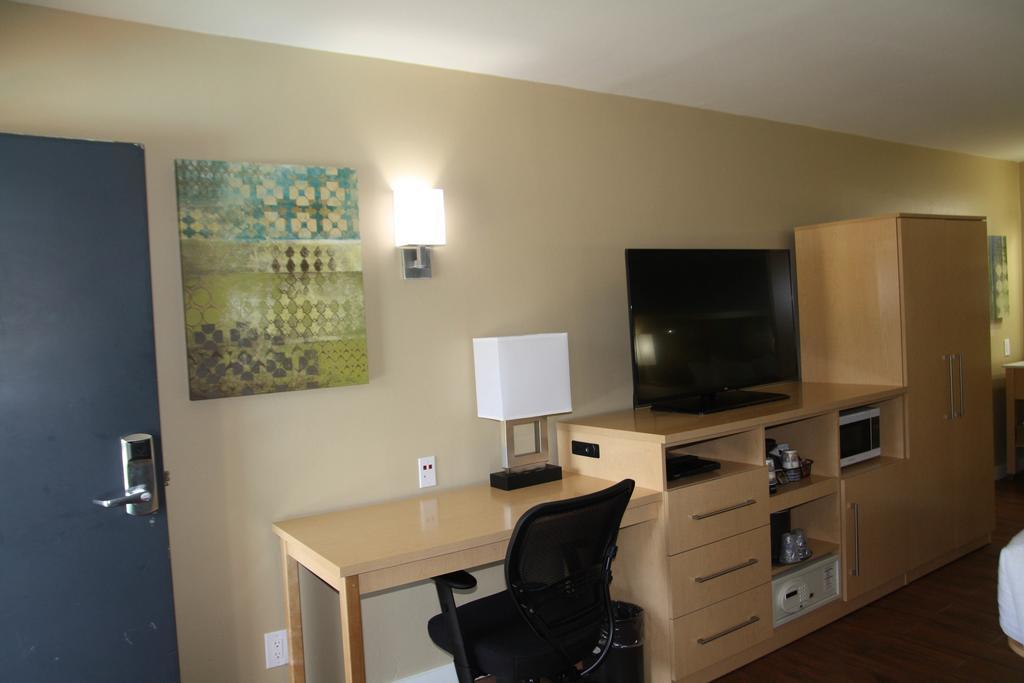 Best Western Plus South Coast Inn Goleta Ruang foto
